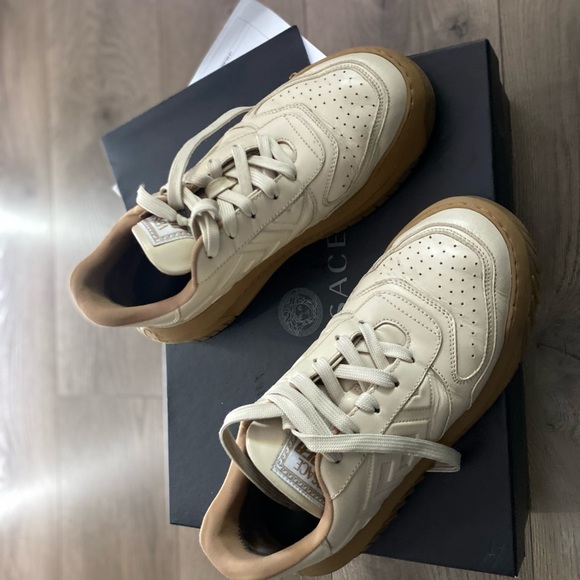 VERSACE authentic men’s casual summer sneakers - Picture 6 of 8